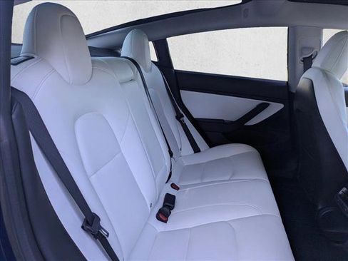 Used 2018 Tesla Model 3 Mid Range image 20