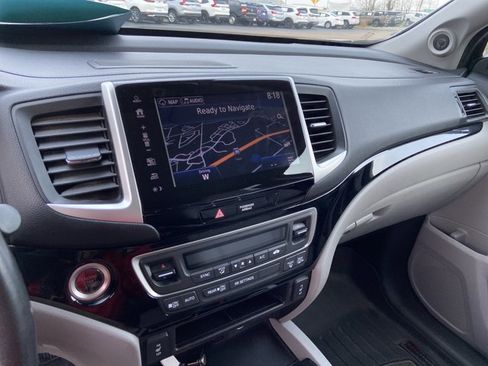 Used 2018 Honda Ridgeline RTL-E image 36