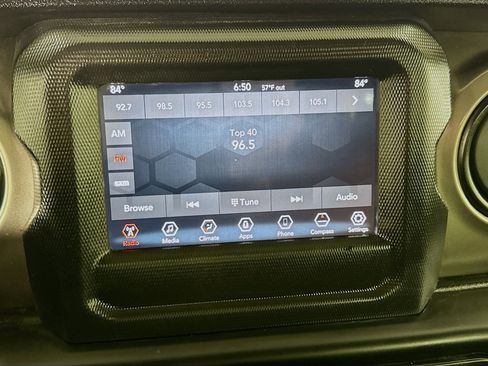 Used 2019 Jeep Wrangler Unlimited Sport S image 17