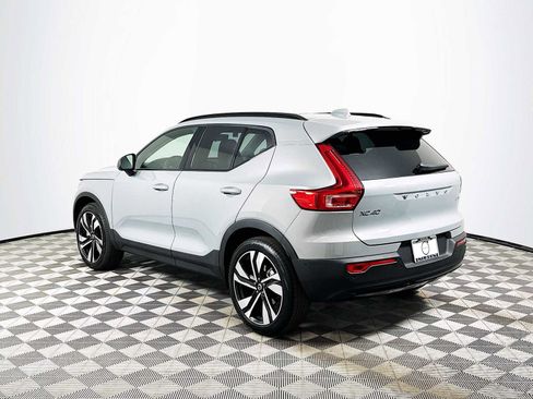 Used 2025 Volvo XC40 B5 Ultra w/ Protection Package image 5
