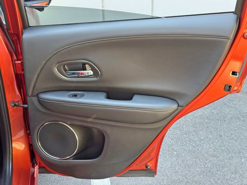 Used 2019 Honda HR-V Touring image 41