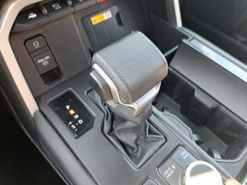 Used 2024 Toyota Tundra Platinum AWD/4WD image 21