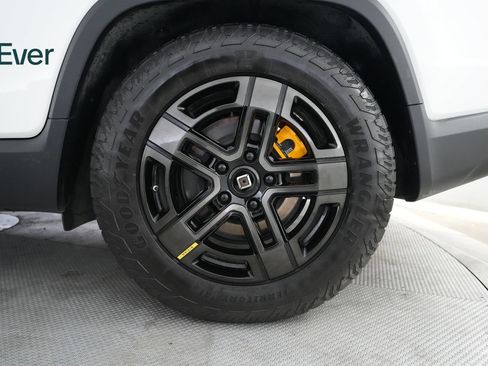 Used 2023 Rivian R1T Adventure Quad AWD/4WD image 9
