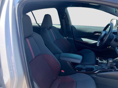 Used 2024 Toyota Corolla SE image 25