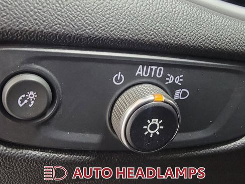 Used 2024 Chevrolet Malibu LT FWD image 27