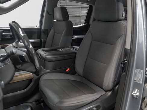Used 2019 Chevrolet Silverado 1500 RST AWD/4WD image 29