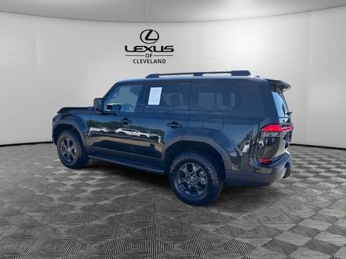 Used 2024 Lexus GX 550 AWD/4WD image 5