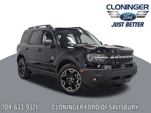 New 2025 Ford Bronco Sport Outer Banks w/ Outer Banks Tech Package+ AWD/4WD image 1