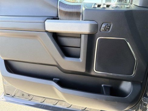 Used 2021 Ford F250 Lariat w/ Lariat Value Package image 19