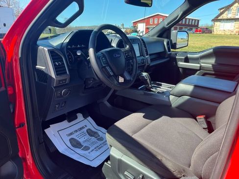 Used 2018 Ford F150 XLT w/ Equipment Group 302A Luxury image 8