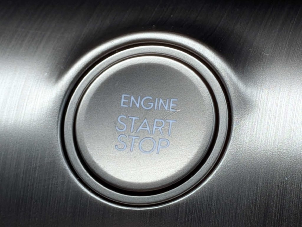 Used 2025 Hyundai Kona SEL FWD image 41