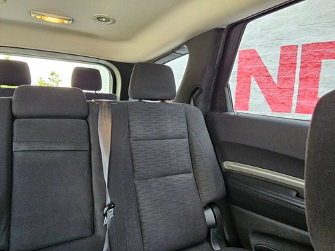 Used 2019 Dodge Durango SXT w/ 3rd Row Seating Group RWD image 26