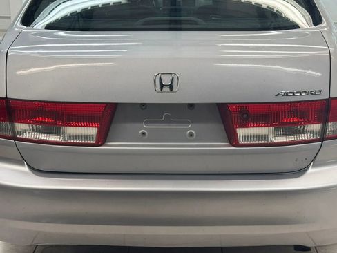 Used 2004 Honda Accord LX image 11