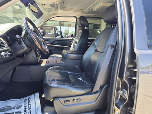 Used 2011 GMC Yukon Denali image 10