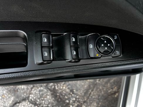 Used 2018 Ford Fusion SE w/ Equipment Group 201A image 14