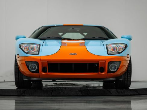 Used 2006 Ford GT image 34