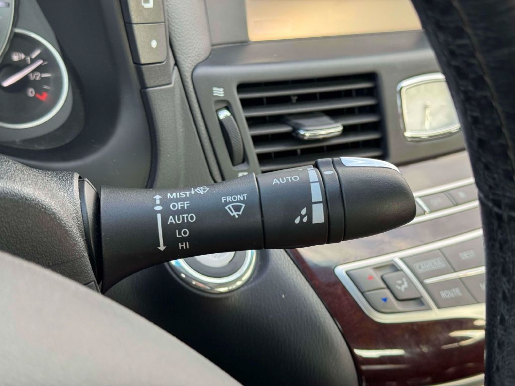 Used 2016 INFINITI Q70 L 3.7 AWD/4WD image 27