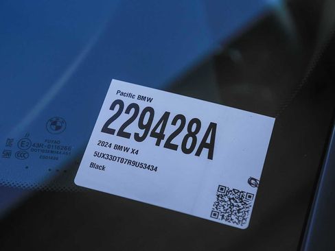 Certified 2024 BMW X4 xDrive30i w/ M Sport Package image 25