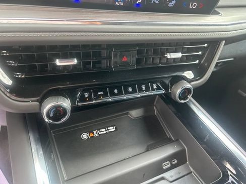 Used 2026 Chevrolet Tahoe LT w/ Comfort Package AWD/4WD image 25