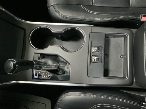 Used 2016 Toyota Camry XLE w/ Protection Package (Q2) FWD image 32