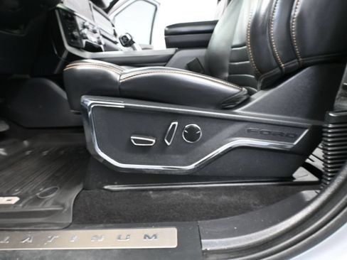 Used 2023 Ford F150 Platinum AWD/4WD image 17