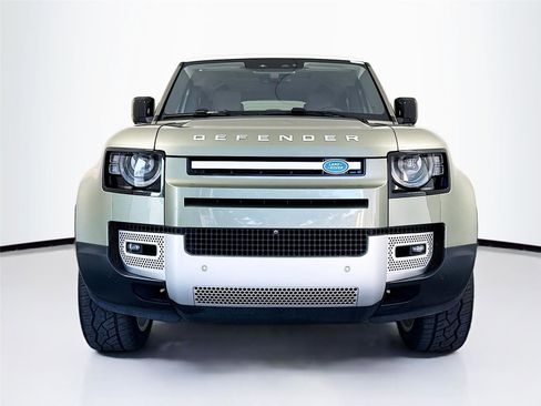 Used 2020 Land Rover Defender 110 HSE AWD/4WD image 28