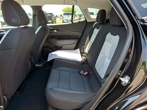 New 2026 Chevrolet Trax LS w/ LS Convenience Package FWD image 6