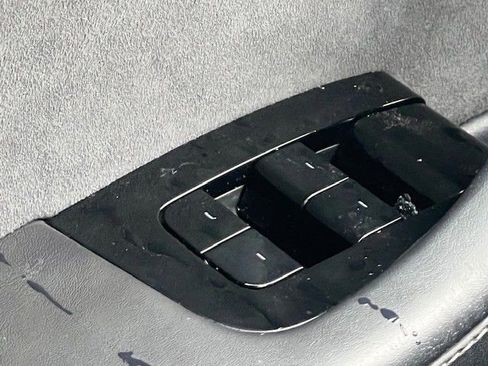 Used 2019 Tesla Model 3 Long Range image 25