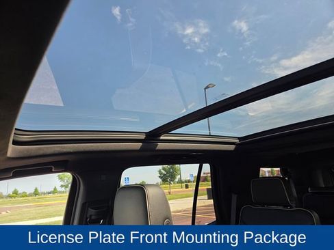 Used 2021 Chevrolet Tahoe Premier w/ Premium Package AWD/4WD image 36