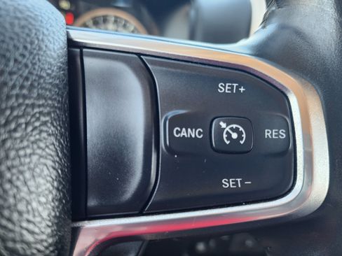 Used 2024 RAM 2500 Laramie AWD/4WD image 19
