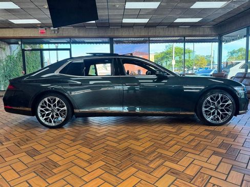 Used 2024 Genesis G90 3.5T AWD/4WD image 10