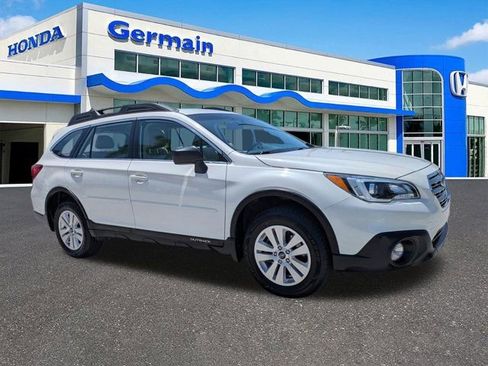 Used 2017 Subaru Outback 2.5i AWD/4WD image 3