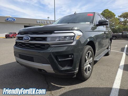 Certified 2023 Ford Expedition XLT AWD/4WD image 2