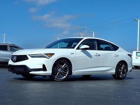 Used 2023 Acura Integra A-Spec image 2