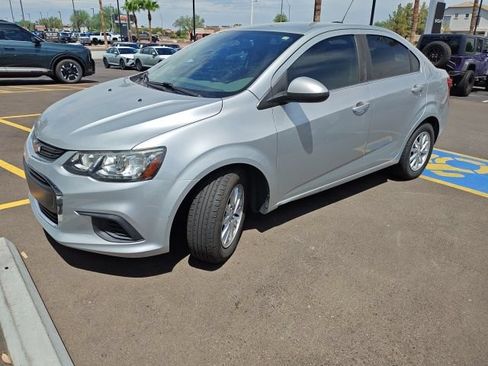 Used 2017 Chevrolet Sonic LT FWD image 5