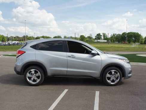 Used 2022 Honda HR-V LX image 18