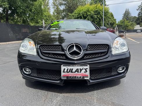 Used 2010 Mercedes-Benz SLK 300 image 10