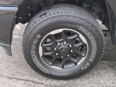 Used 2025 RAM 2500 Laramie image 11