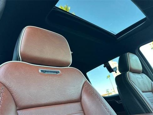 Used 2025 GMC Sierra 1500 Denali Ultimate image 17