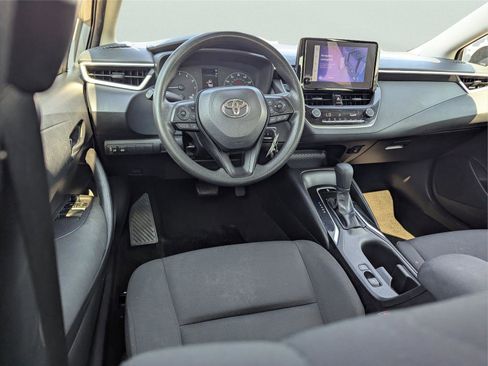 Used 2023 Toyota Corolla LE image 18