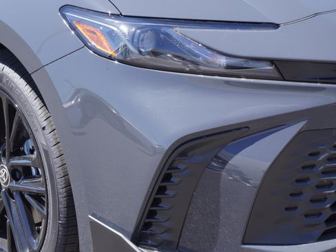 New 2026 Toyota Camry SE FWD image 3
