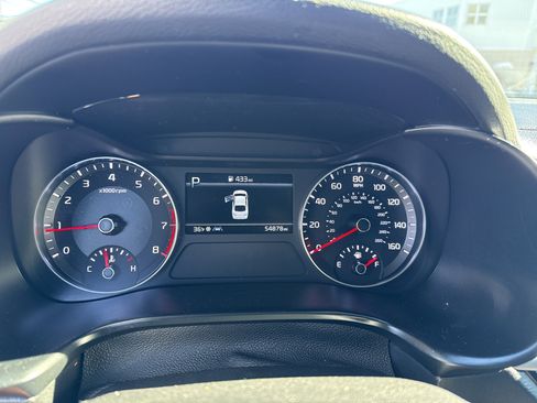 Certified 2023 Kia Forte LXS w/ LXS Technology Package image 27