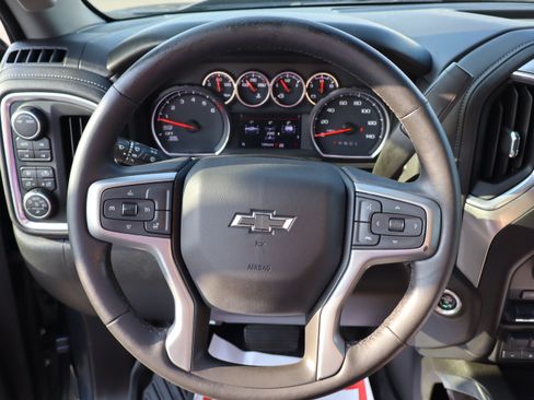Used 2021 Chevrolet Silverado 1500 RST w/ All Star Edition Plus AWD/4WD image 17