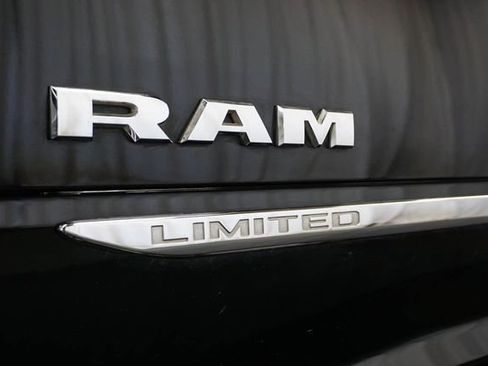 Used 2025 RAM 2500 Limited AWD/4WD image 6