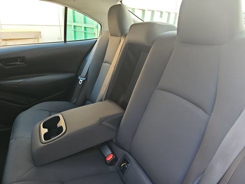 Used 2024 Toyota Corolla LE FWD image 13