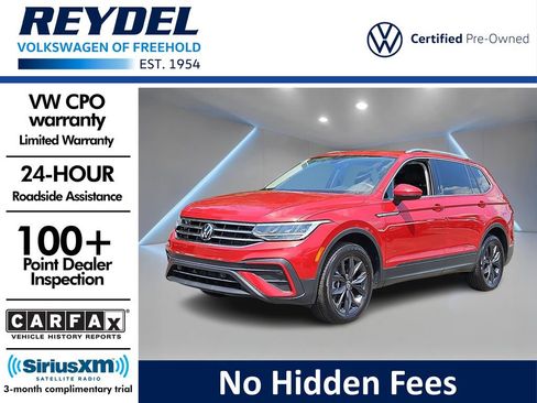 Certified 2024 Volkswagen Tiguan SE AWD/4WD image 1
