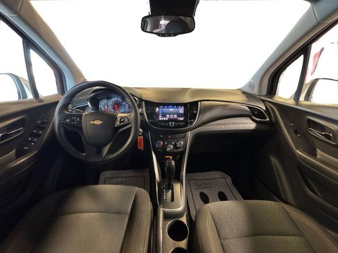 Used 2020 Chevrolet Trax LS w/ Tint and Cruise Package FWD image 20