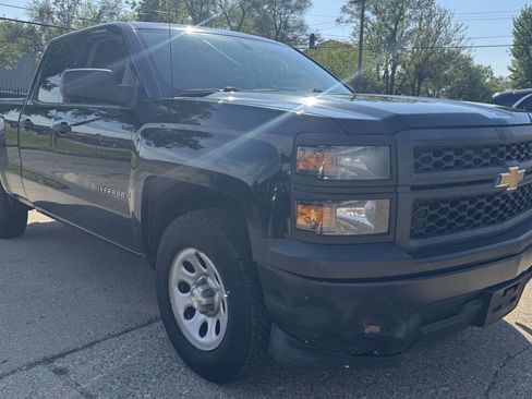 Used 2014 Chevrolet Silverado 1500 W/T RWD image 2