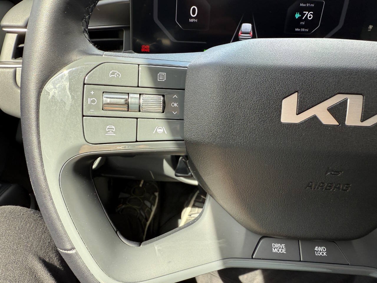 Used 2024 Kia EV9 Wind AWD/4WD image 26