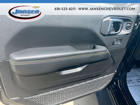 Used 2024 Jeep Wrangler Unlimited Sahara w/ Dual Top Group AWD/4WD image 22